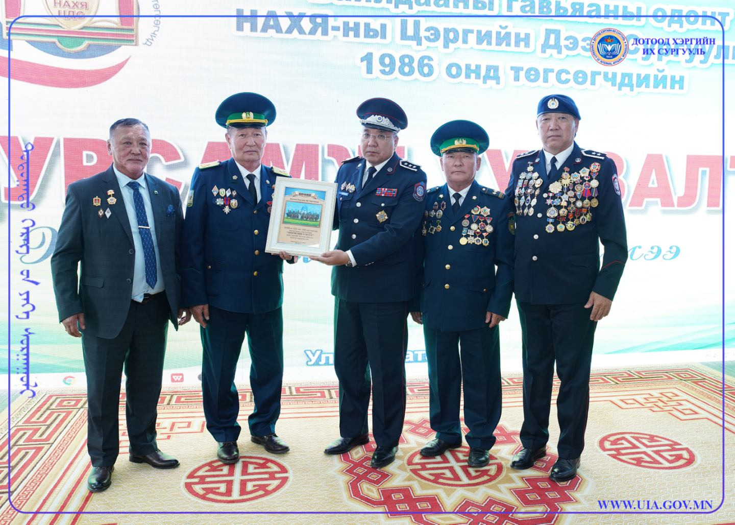 НАХЯ-НЫ ЦЭРГИЙН ДЭЭД СУРГУУЛИЙН 1986 ОНЫ ТӨГСӨГЧДИЙН 40 ЖИЛИЙН ОЙН ДУРСАМЖ УУЛЗАЛТ БОЛЛОО